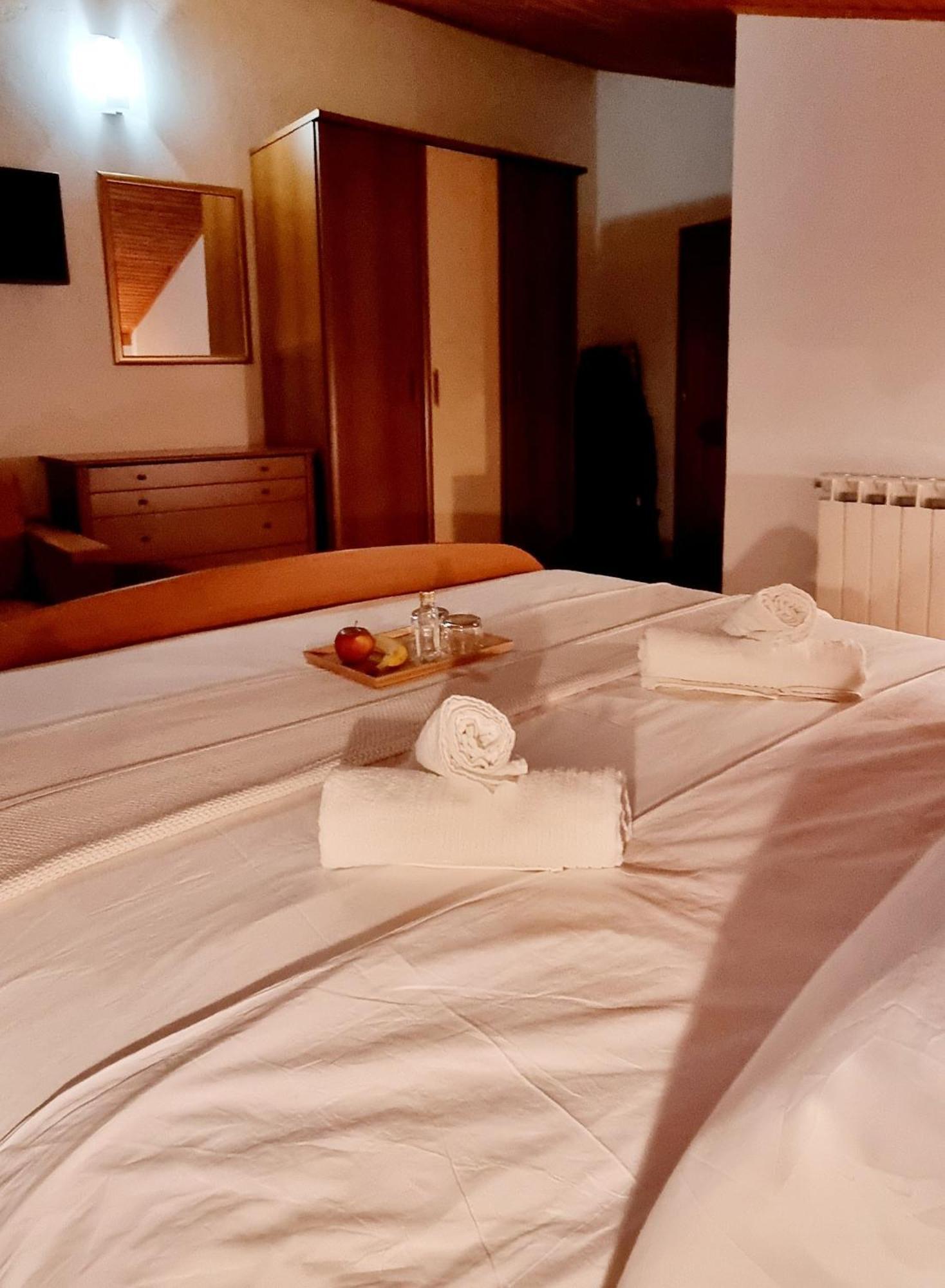 Nadija Rooms 冯塔纳 外观 照片